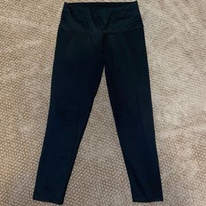 Aerie black move leggings size medium